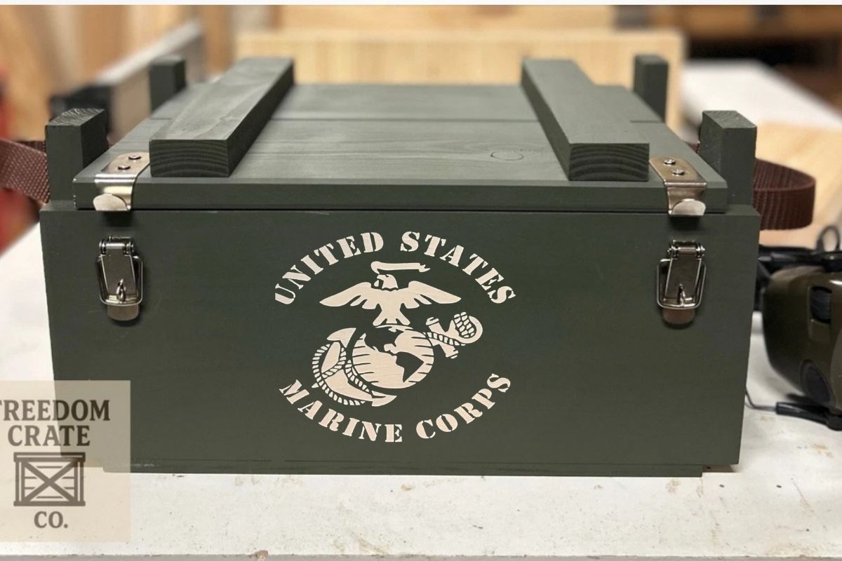 United States Marine Corps wooden keepsake crate