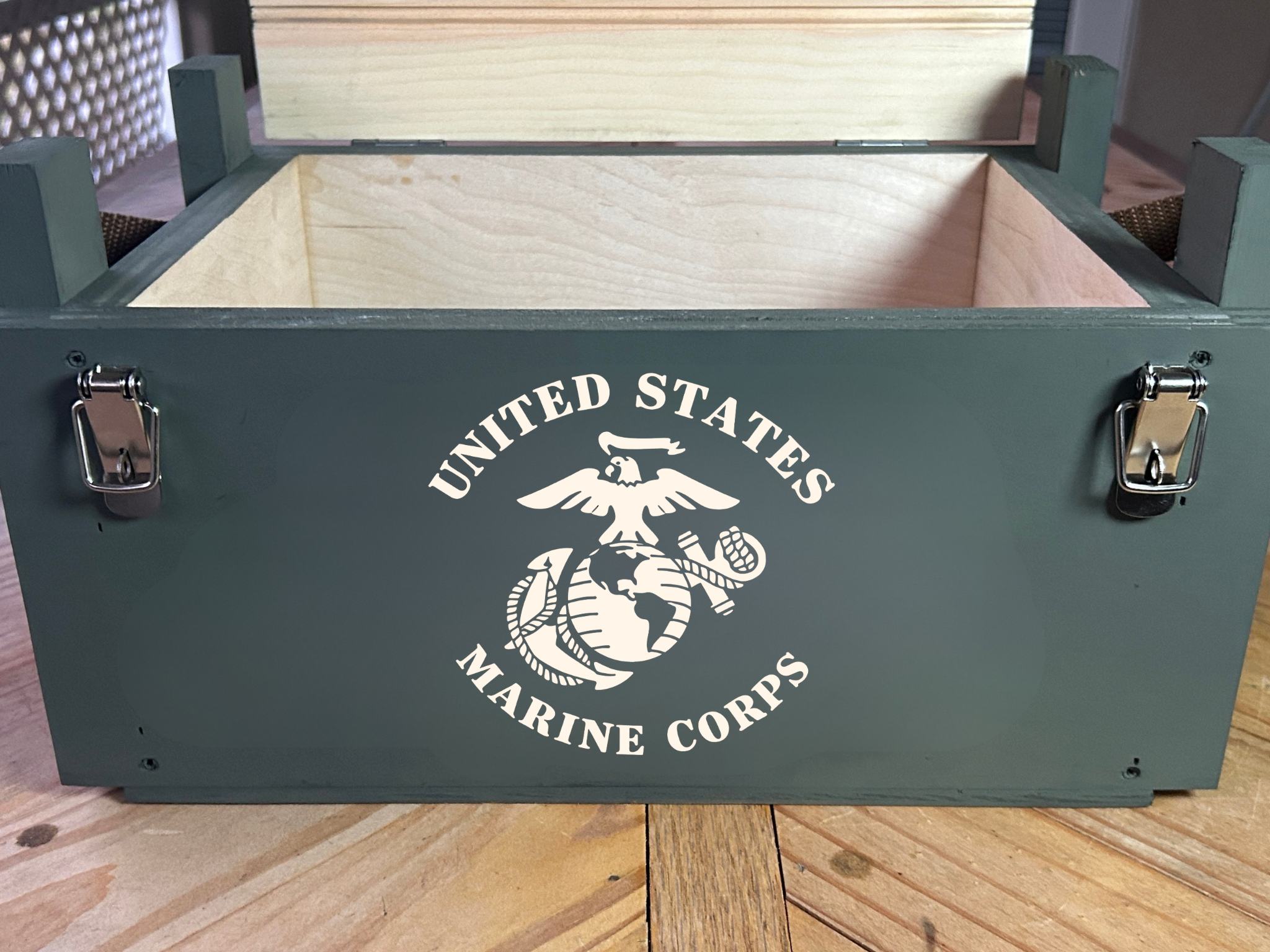 U.S. Marine Corps keepsake crate
