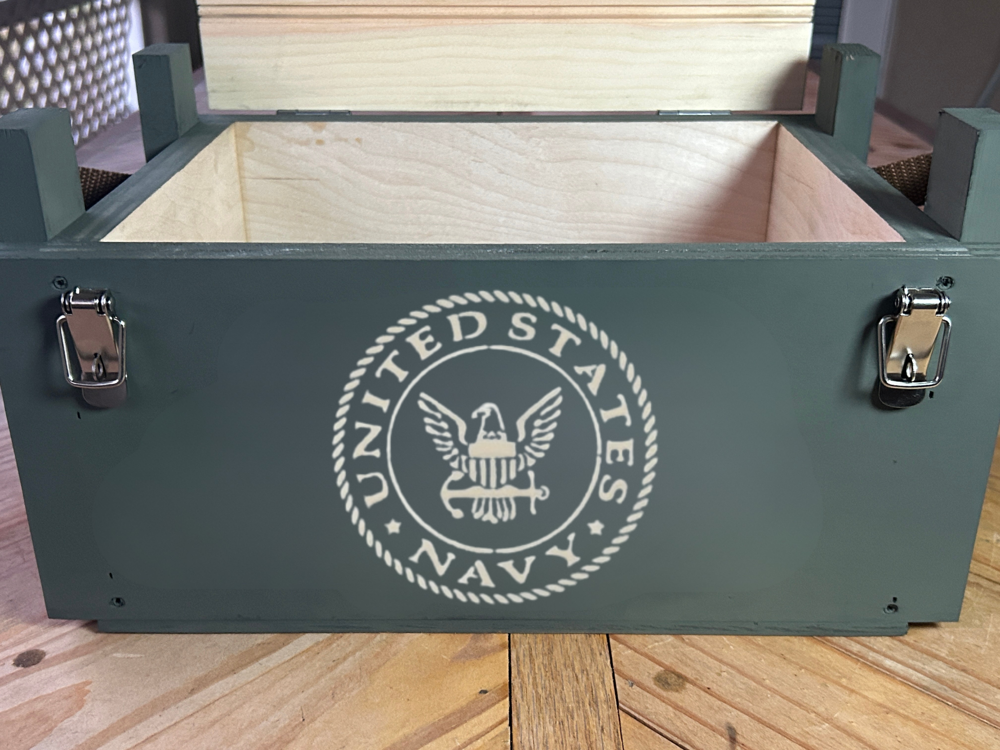 U.S. Navy keepsake crate
